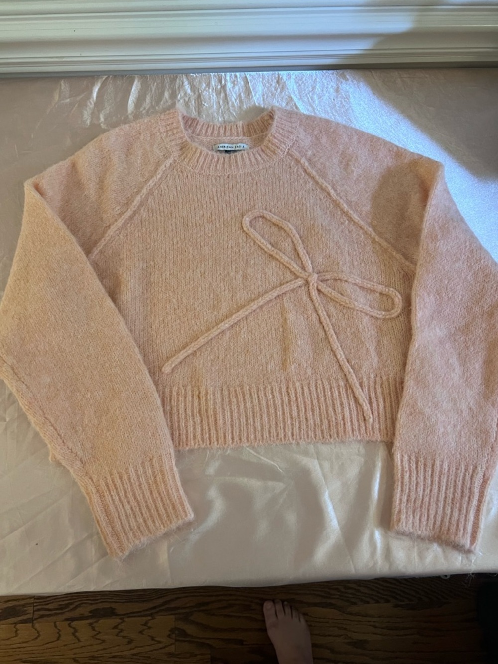 New American Eagle Outfitters Peach Pink Bow Crewneck Sweater Sz M